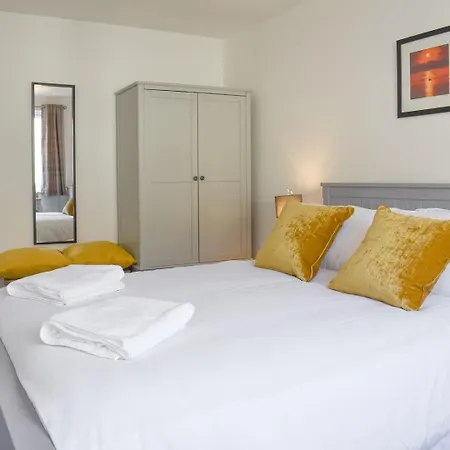 The Snug * Bowness-on-Windermere